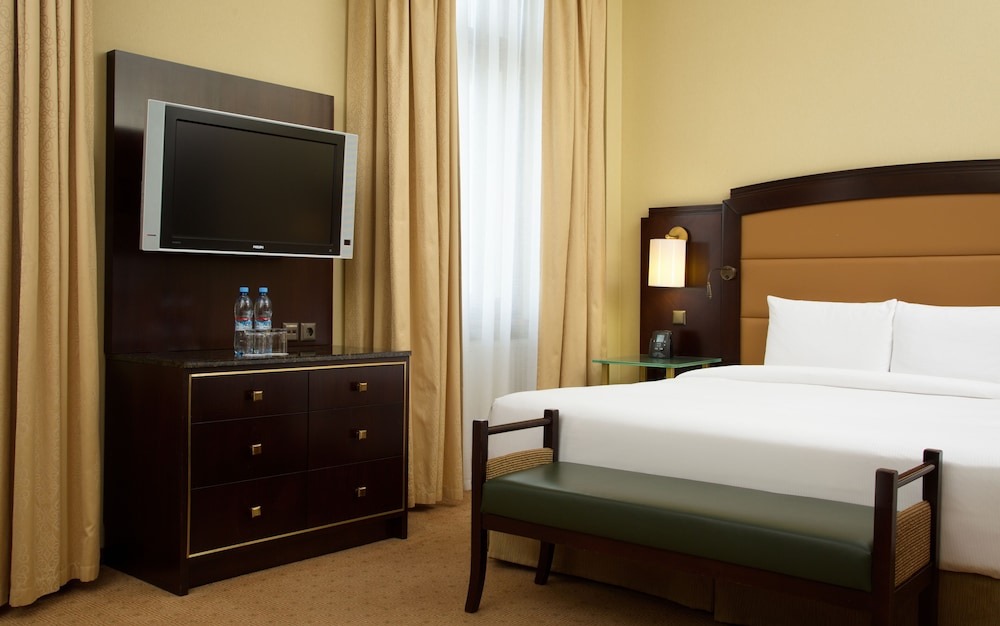 هتل هیلتون مسکو لنینگرادسکایا